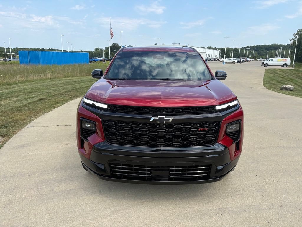 Used 2025 Chevrolet Traverse RS w/ LPO, Floor Liner Package FWD image 12