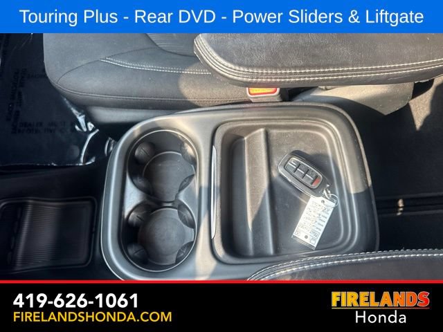Used 2019 Chrysler Pacifica Touring Plus w/ S Appearance Package FWD image 23