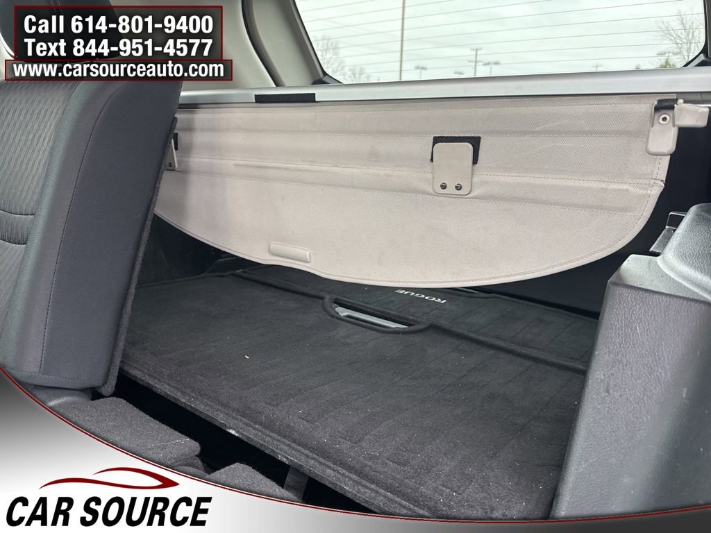 Used 2018 Nissan Rogue SV w/ Premium Package image 32