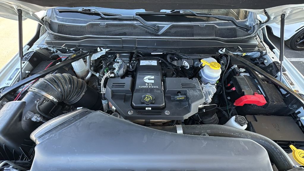 Used 2022 RAM 3500 Laramie AWD/4WD image 28