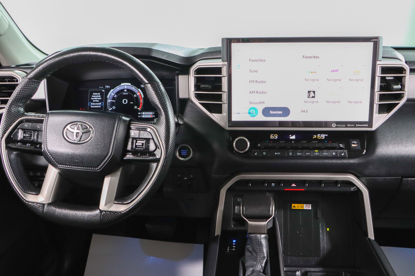 Used 2024 Toyota Tundra Limited image 18