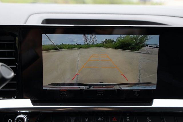 New 2025 GMC Sierra 2500 SLT image 18