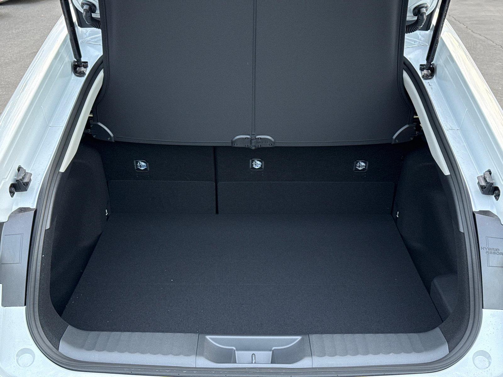 New 2026 Toyota Prius Plug-In Hybrid image 13