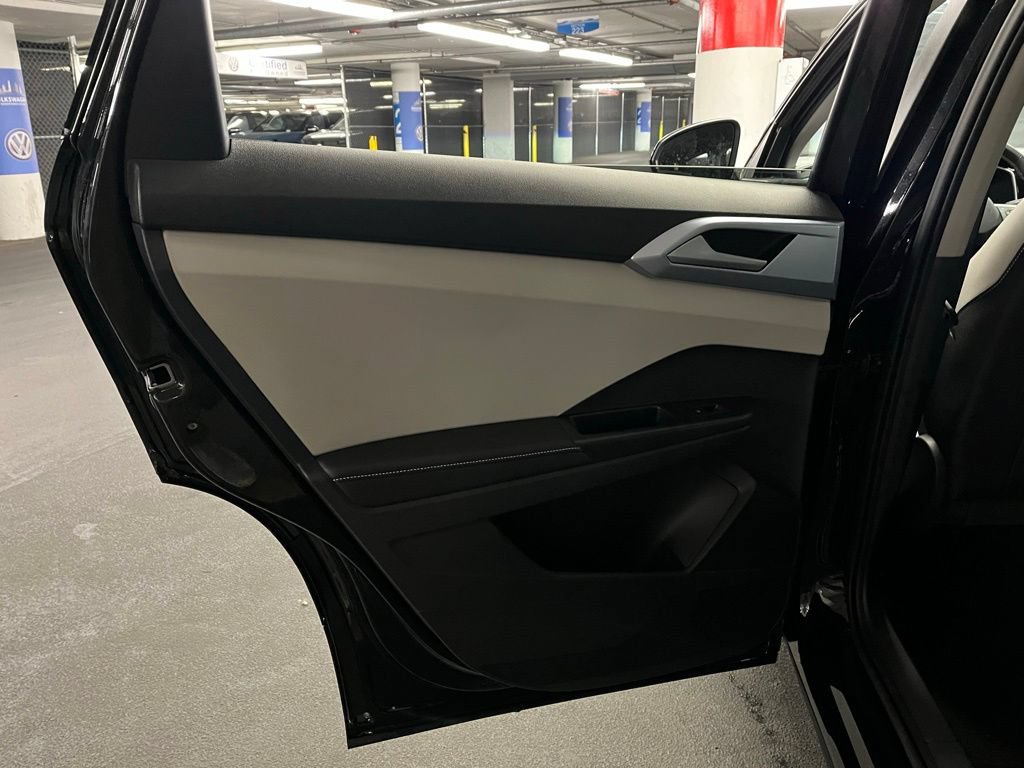 New 2026 Volkswagen Taos SE AWD/4WD image 21