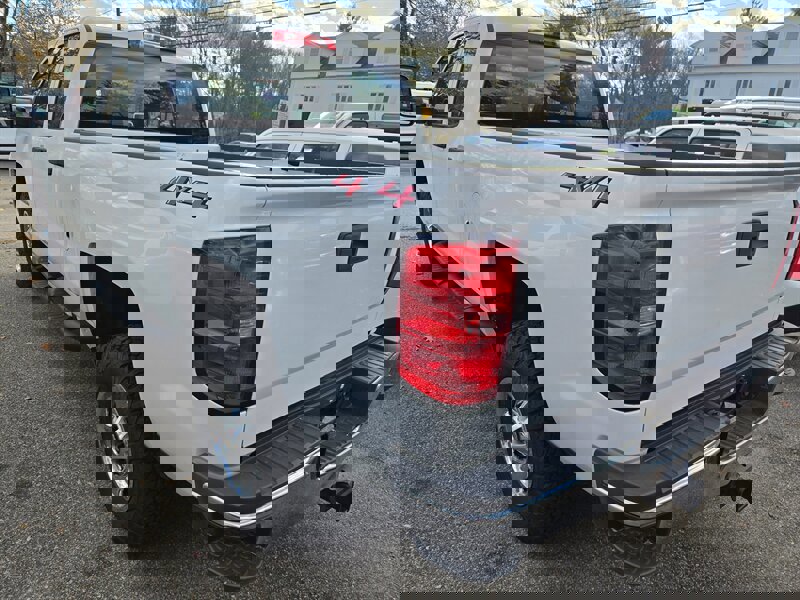 Used 2019 Chevrolet Silverado 2500 W/T w/ Snow Plow Prep Package image 2