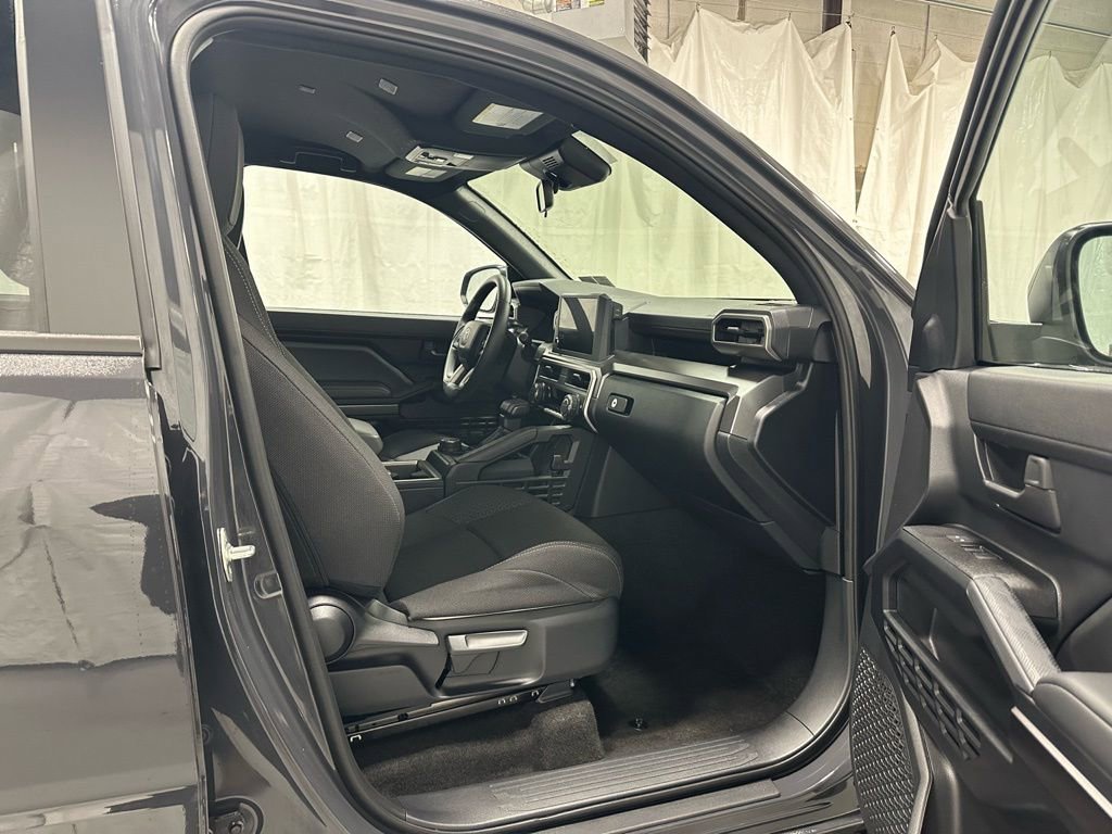 Used 2025 Toyota 4Runner SR5 image 59