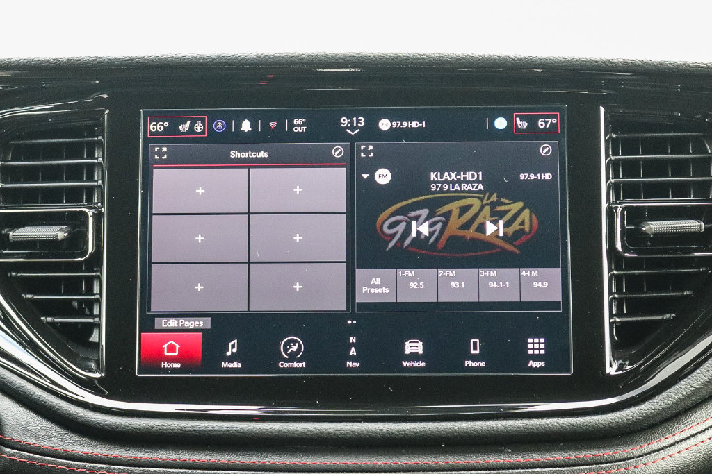 Used 2025 Dodge Durango GT AWD/4WD image 14