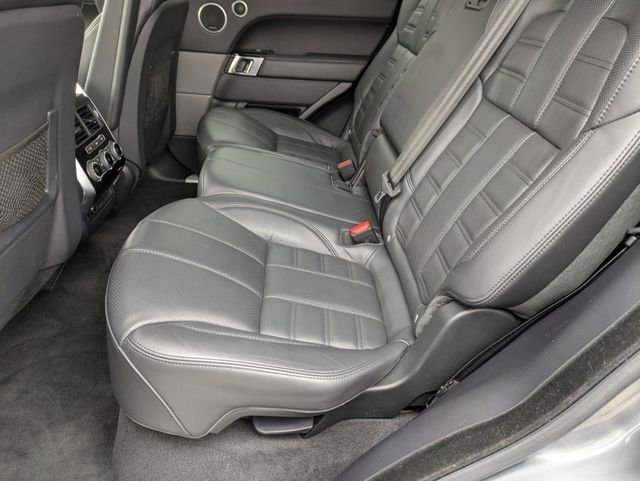 Used 2017 Land Rover Range Rover Sport HSE Dynamic image 15
