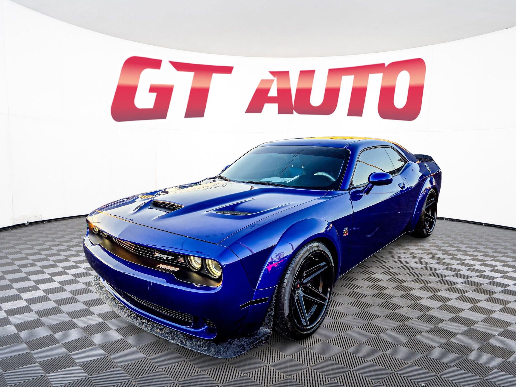 Used 2020 Dodge Challenger R/T Scat Pack image 3