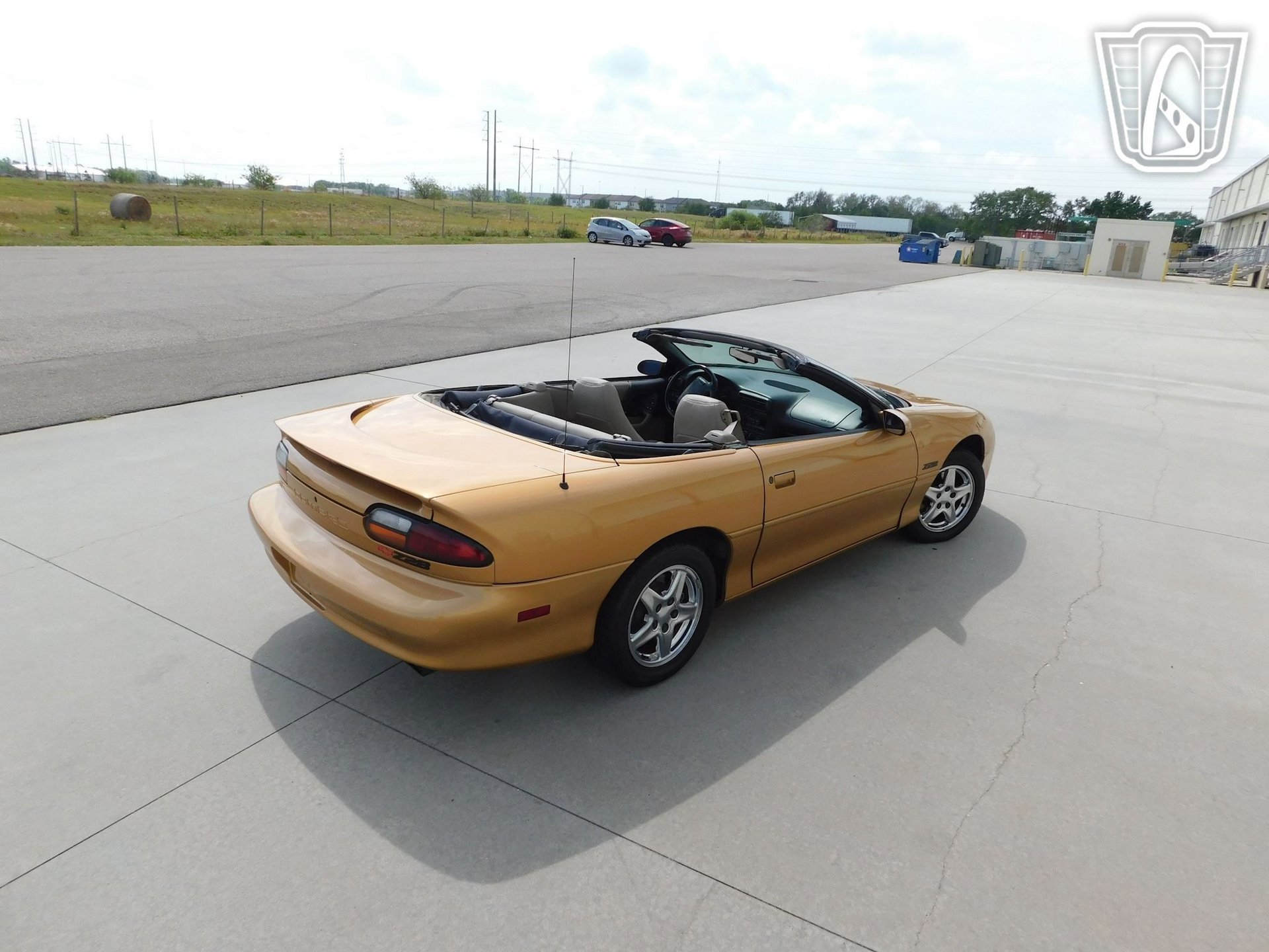 Used 1998 Chevrolet Camaro Z28 RWD image 13