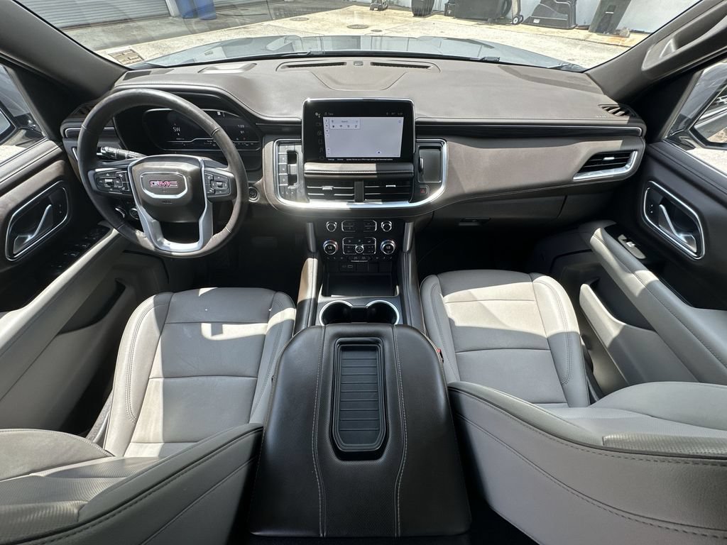 Certified 2022 GMC Yukon XL SLT w/ SLT Luxury Package RWD image 20