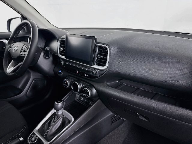 Used 2026 Hyundai Venue SEL FWD image 27