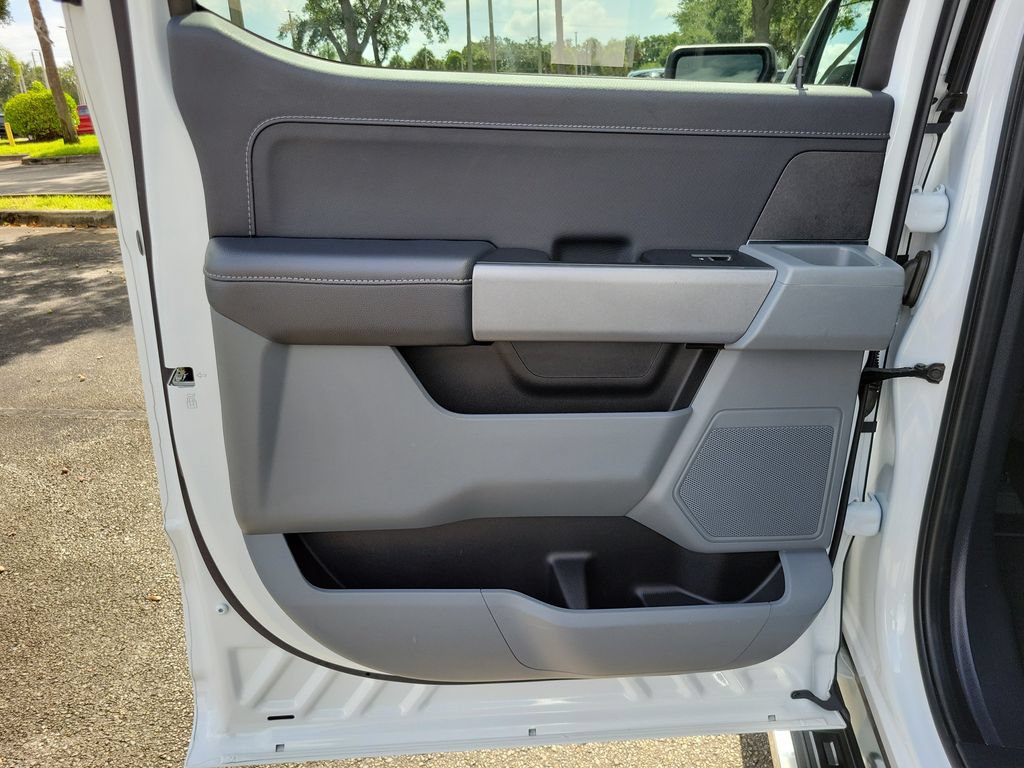 Used 2025 Ford F150 XLT w/ Equipment Group 301A Standard RWD image 9