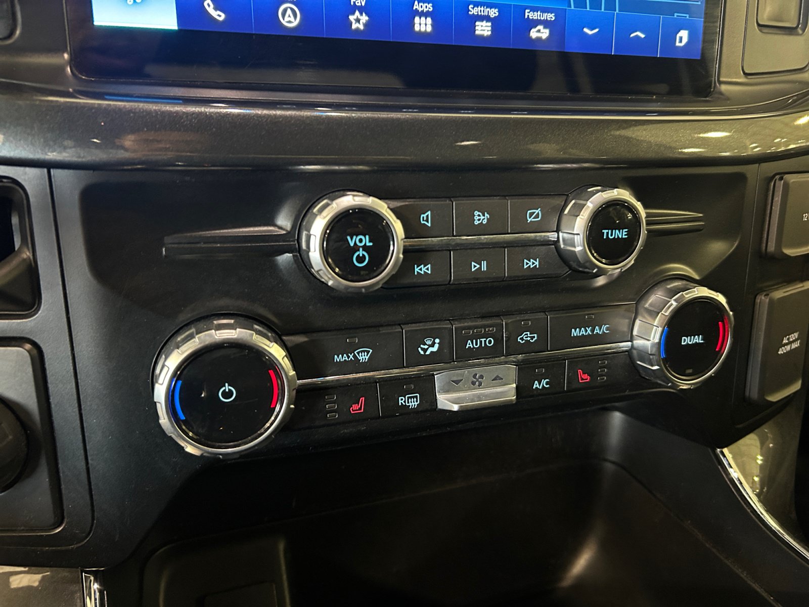 Used 2023 Ford F150 XLT w/ Equipment Group 302A High RWD image 15