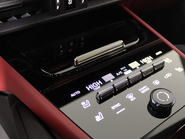 Certified 2025 Porsche Cayenne image 15