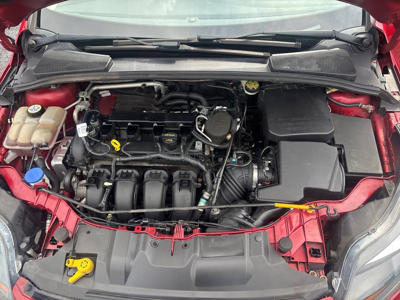Used 2012 Ford Focus Titanium FWD image 24