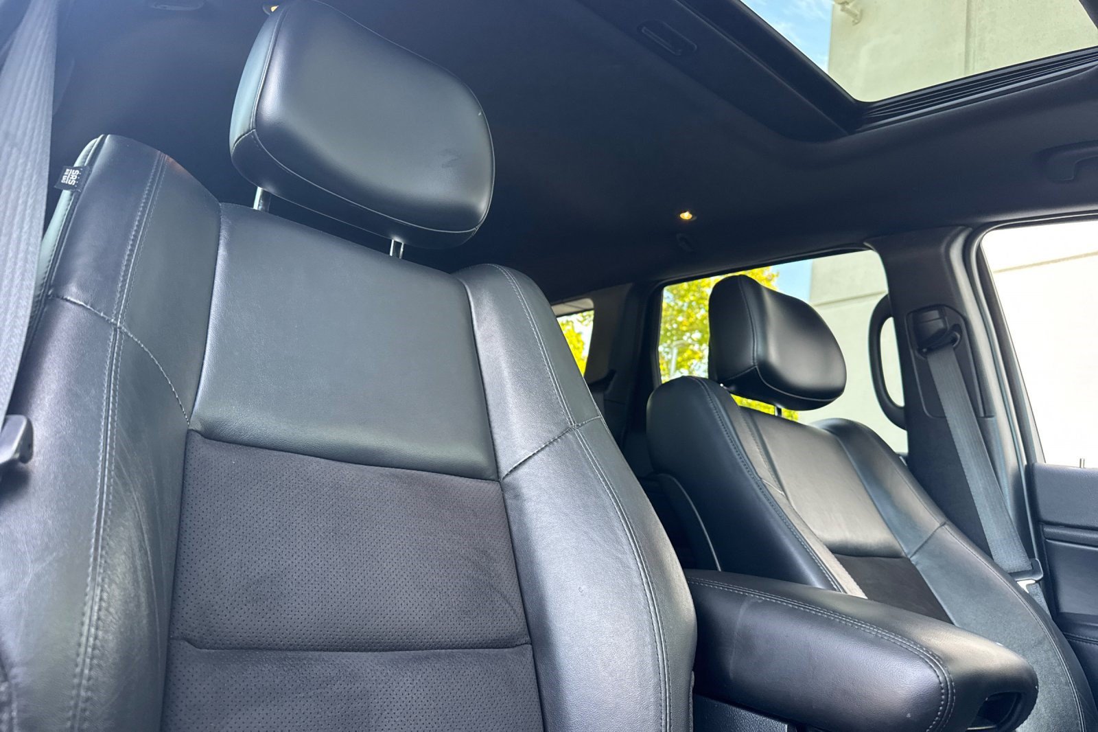 Used 2020 Jeep Grand Cherokee Altitude AWD/4WD image 26