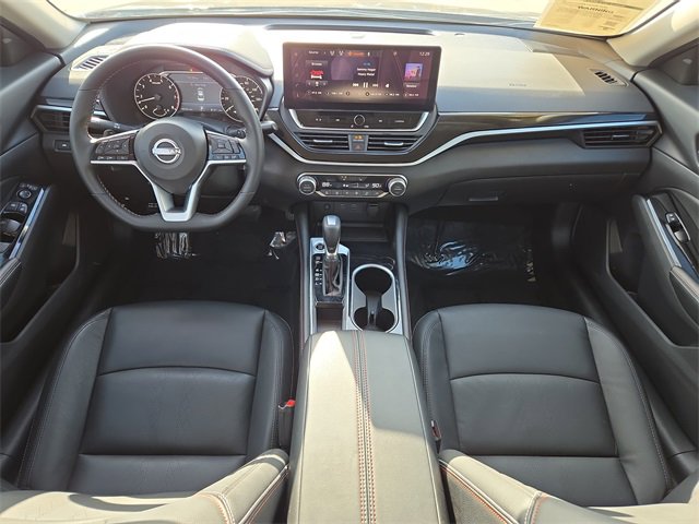 Certified 2025 Nissan Altima 2.5 SR w/ SR Premium Package image 12