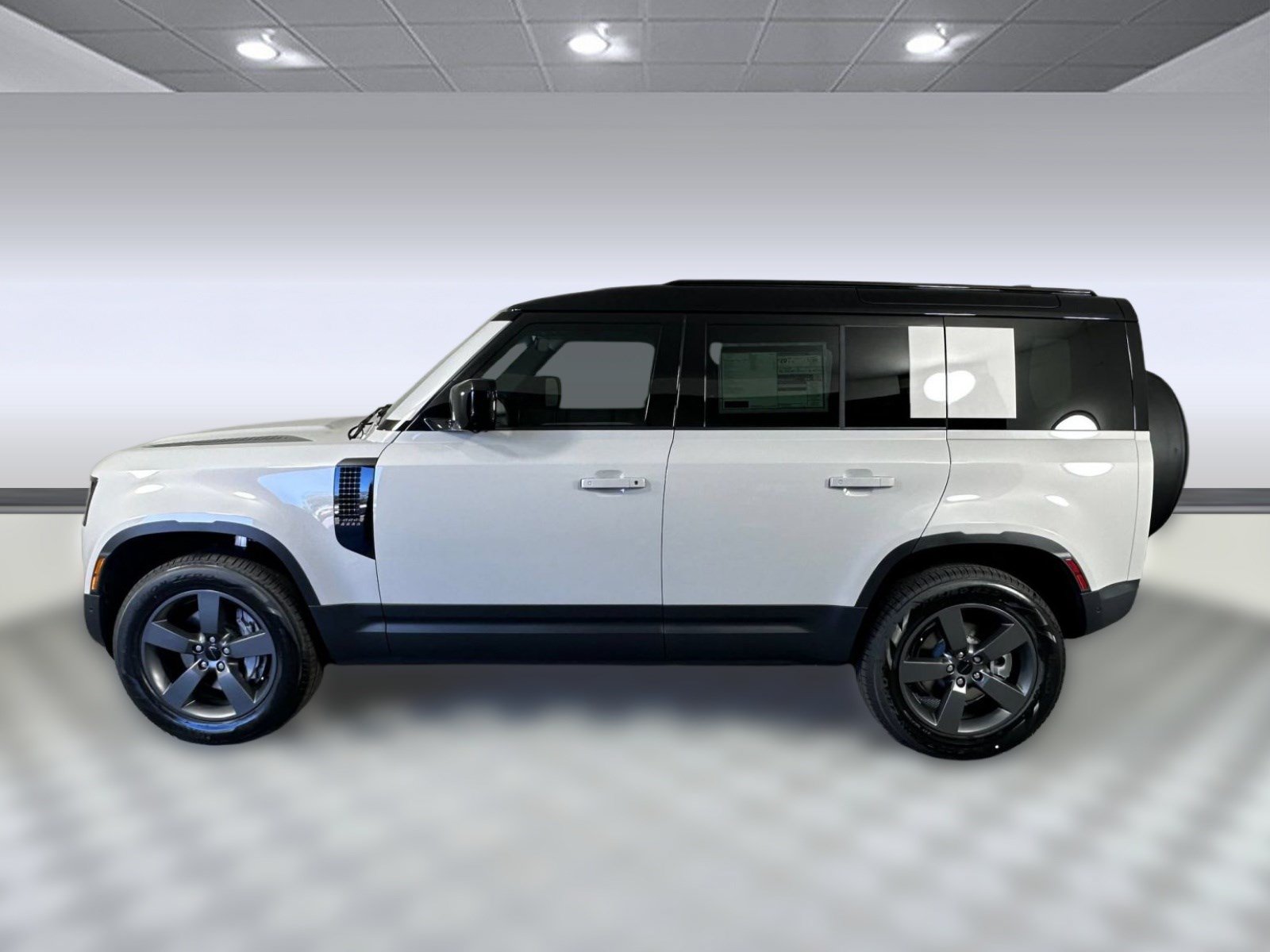 Used 2026 Land Rover Defender 110 S AWD/4WD image 2