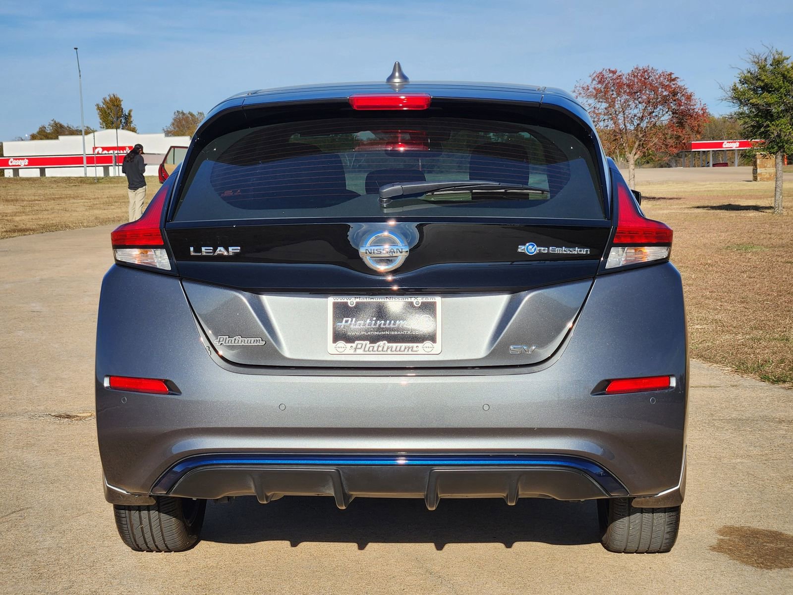 Used 2021 Nissan Leaf SV w/ SV Technology Package image 8