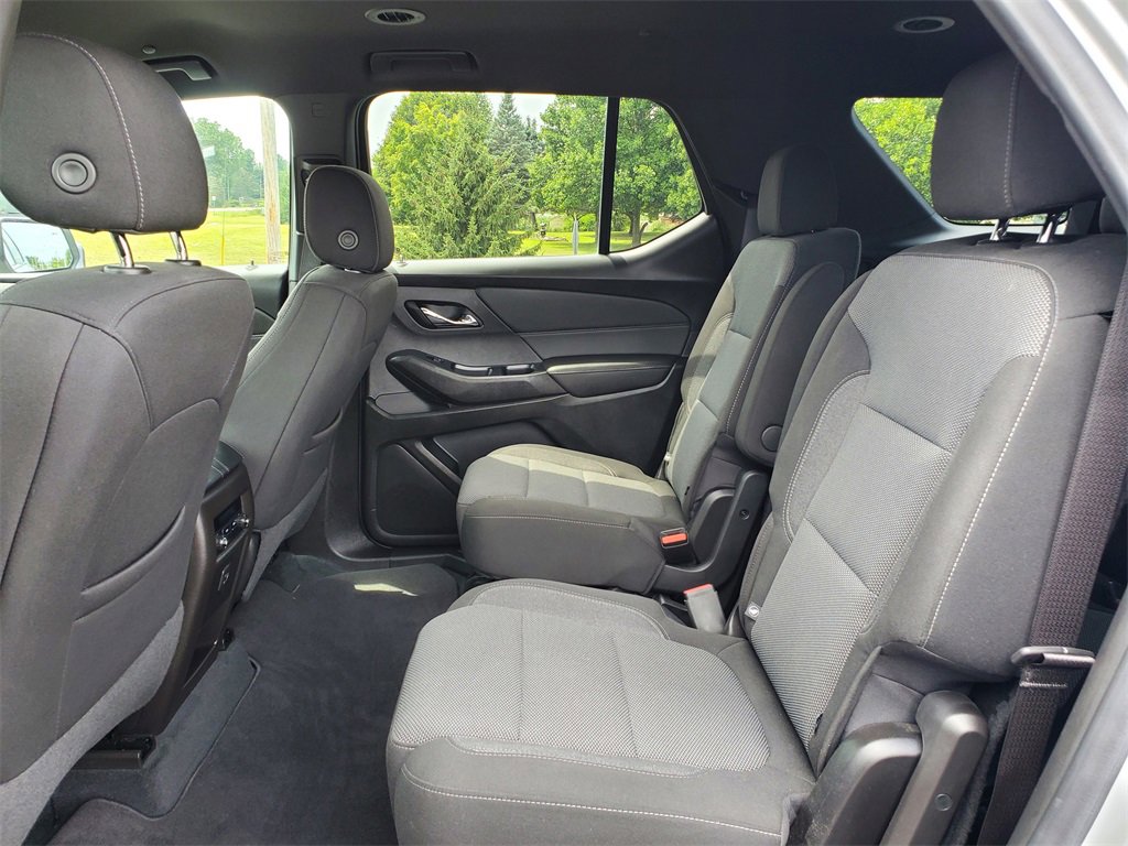 Used 2022 Chevrolet Traverse LT w/ LPO, Roadside Safety Package image 25