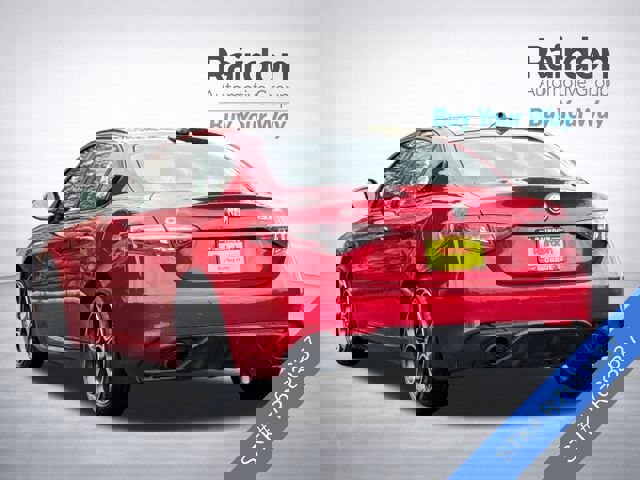 Used 2024 Alfa Romeo Giulia Veloce image 4