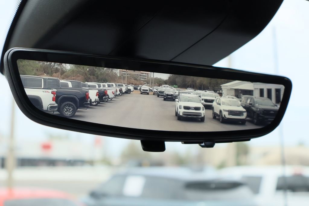 Used 2025 Chevrolet Silverado 2500 LTZ w/ LTZ Plus Package image 14