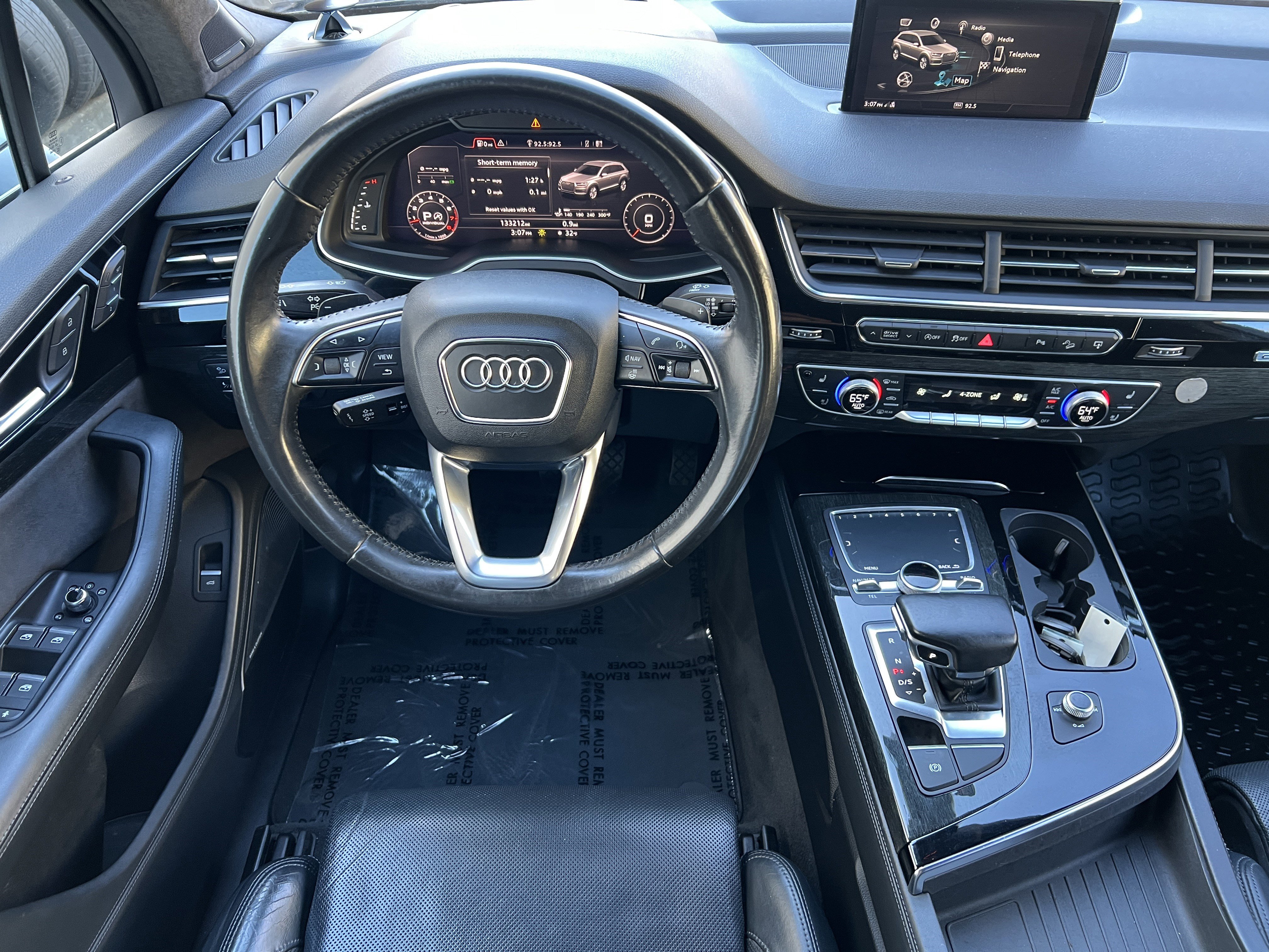 Used 2017 Audi Q7 3.0T Prestige w/ Prestige Package image 35