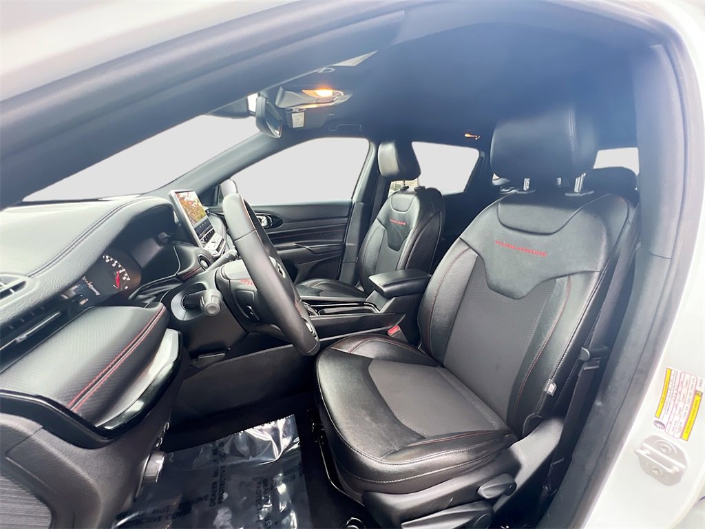 Used 2024 Jeep Compass Trailhawk image 19