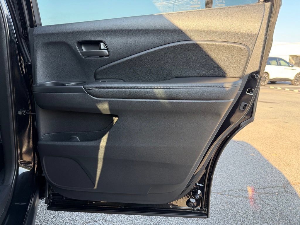 Certified 2025 Honda Passport EX-L image 33