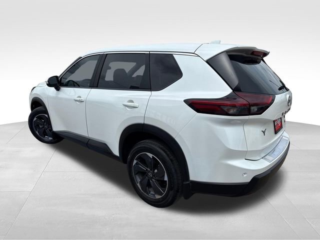 Certified 2024 Nissan Rogue SV FWD image 6