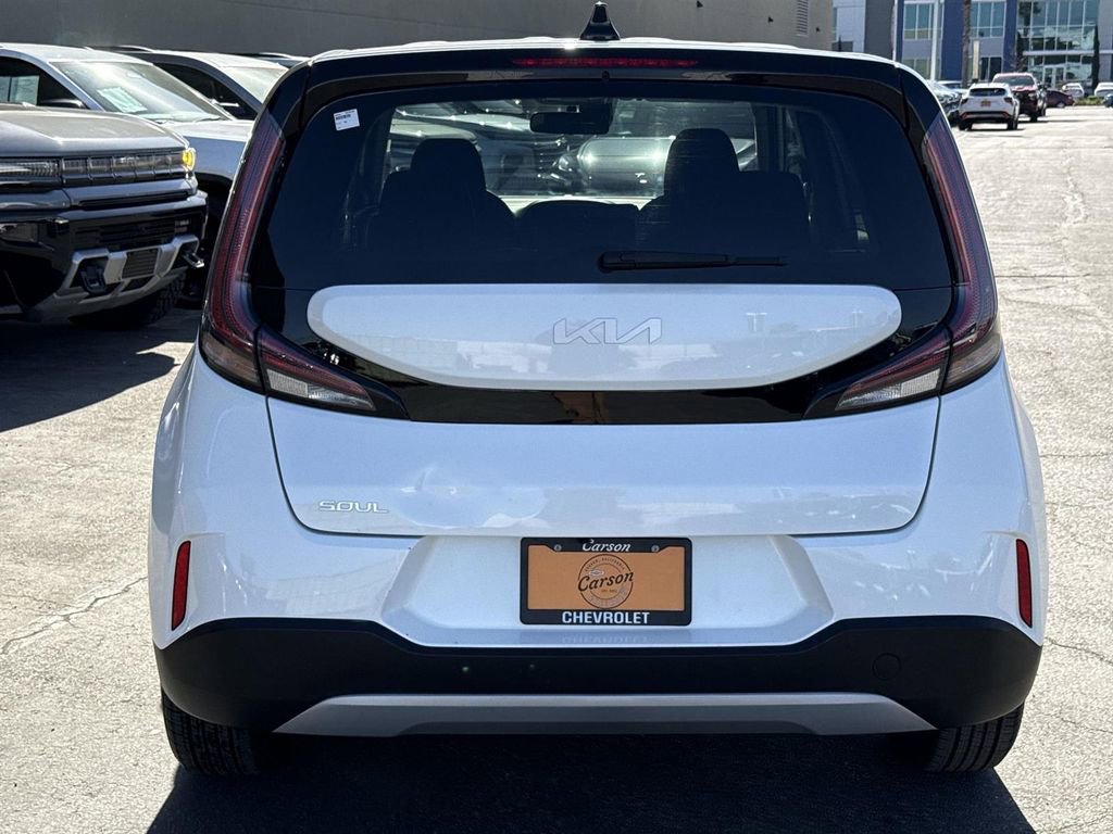 Used 2024 Kia Soul LX w/ Option Group 015 image 4