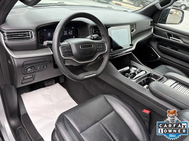 Used 2024 Jeep Wagoneer Series III AWD/4WD image 25