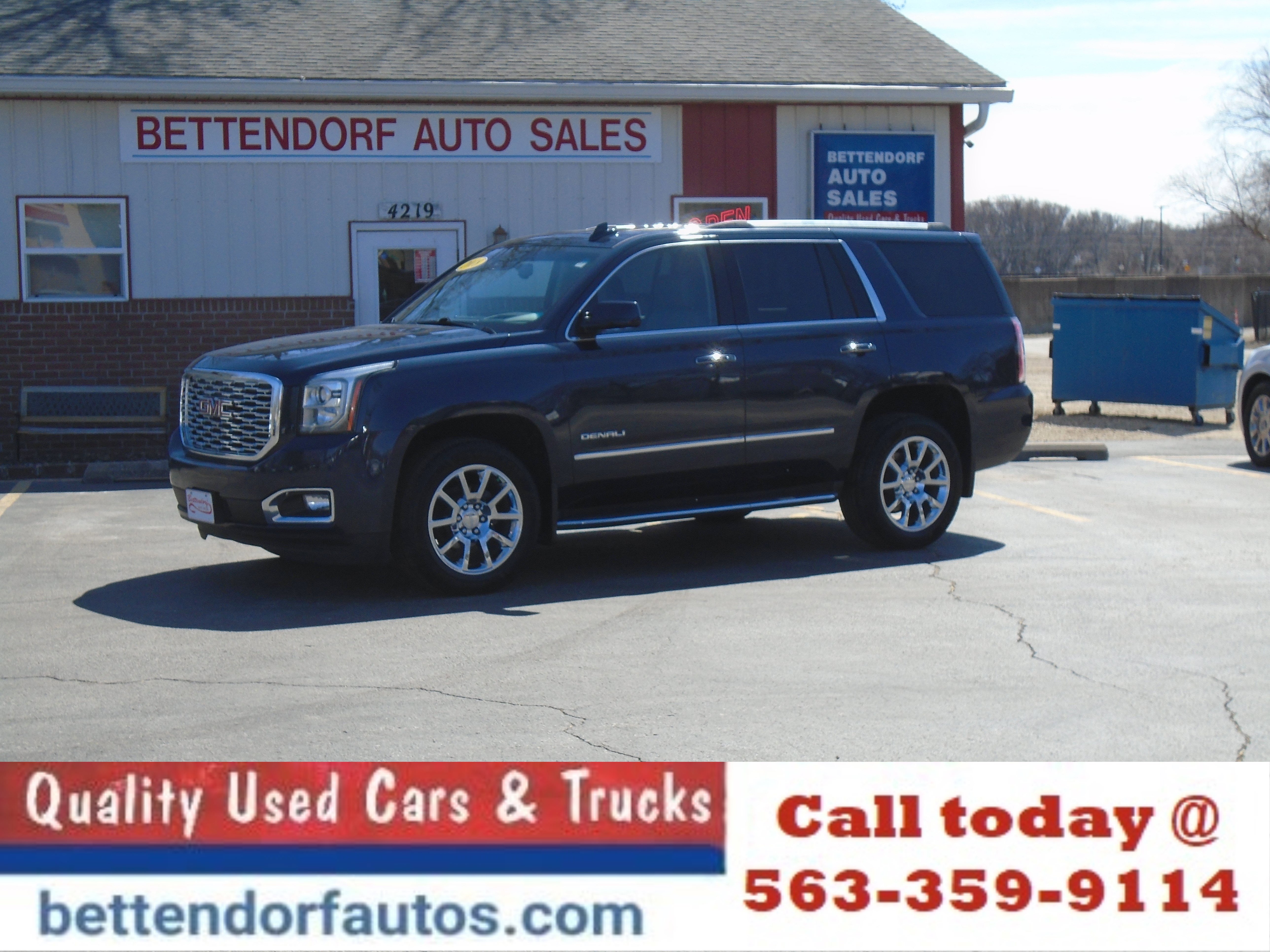 Used 2018 GMC Yukon Denali w/ Open Road Package AWD/4WD image 2