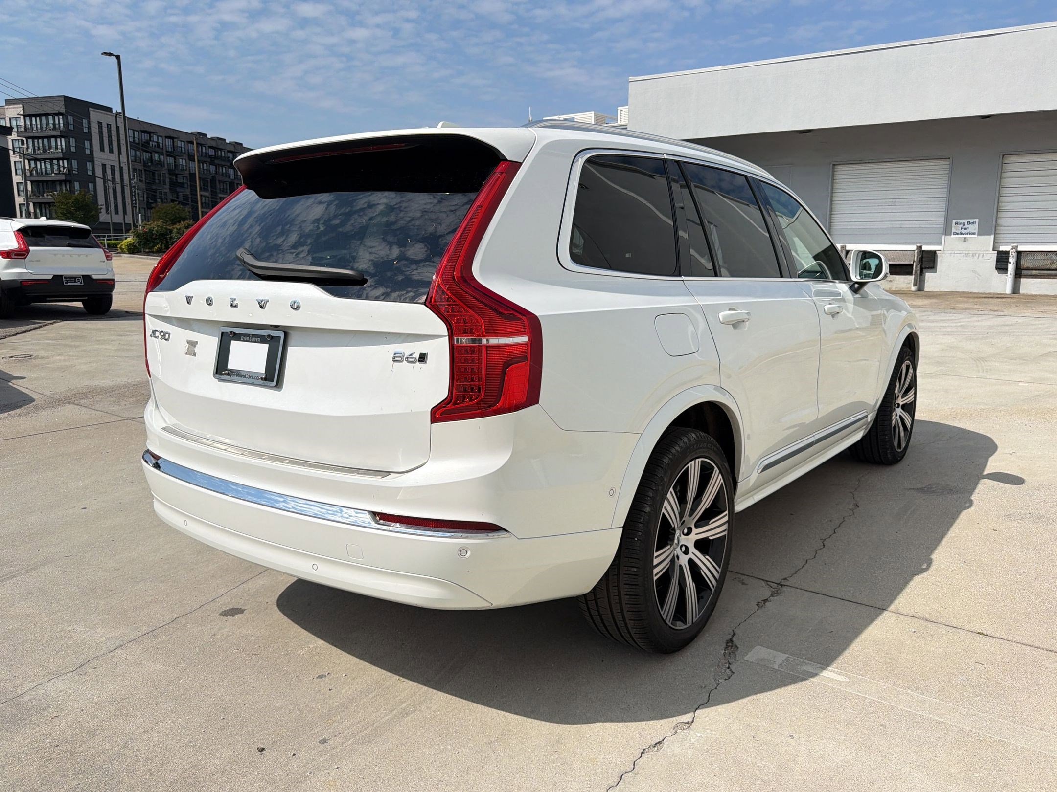 Used 2024 Volvo XC90 B6 Plus w/ Protection Package Premier AWD/4WD image 9