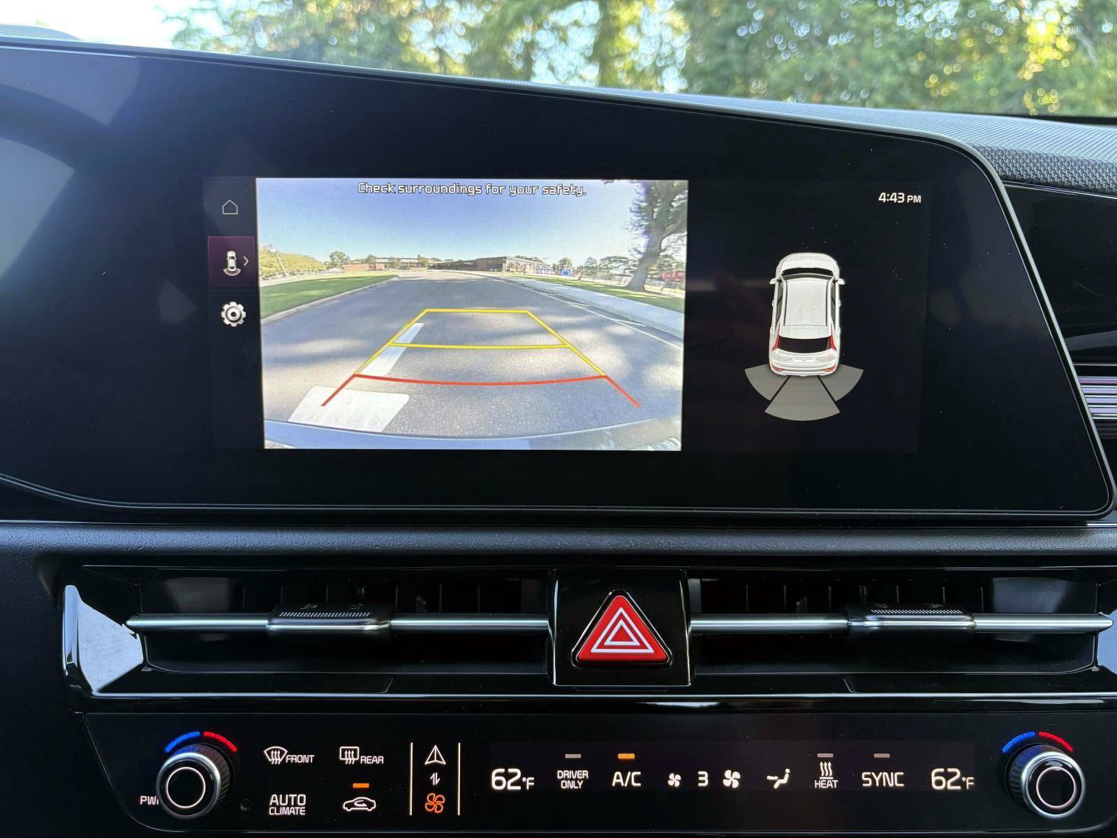 Certified 2025 Kia Niro Wind w/ Wind Preserve Package FWD image 17
