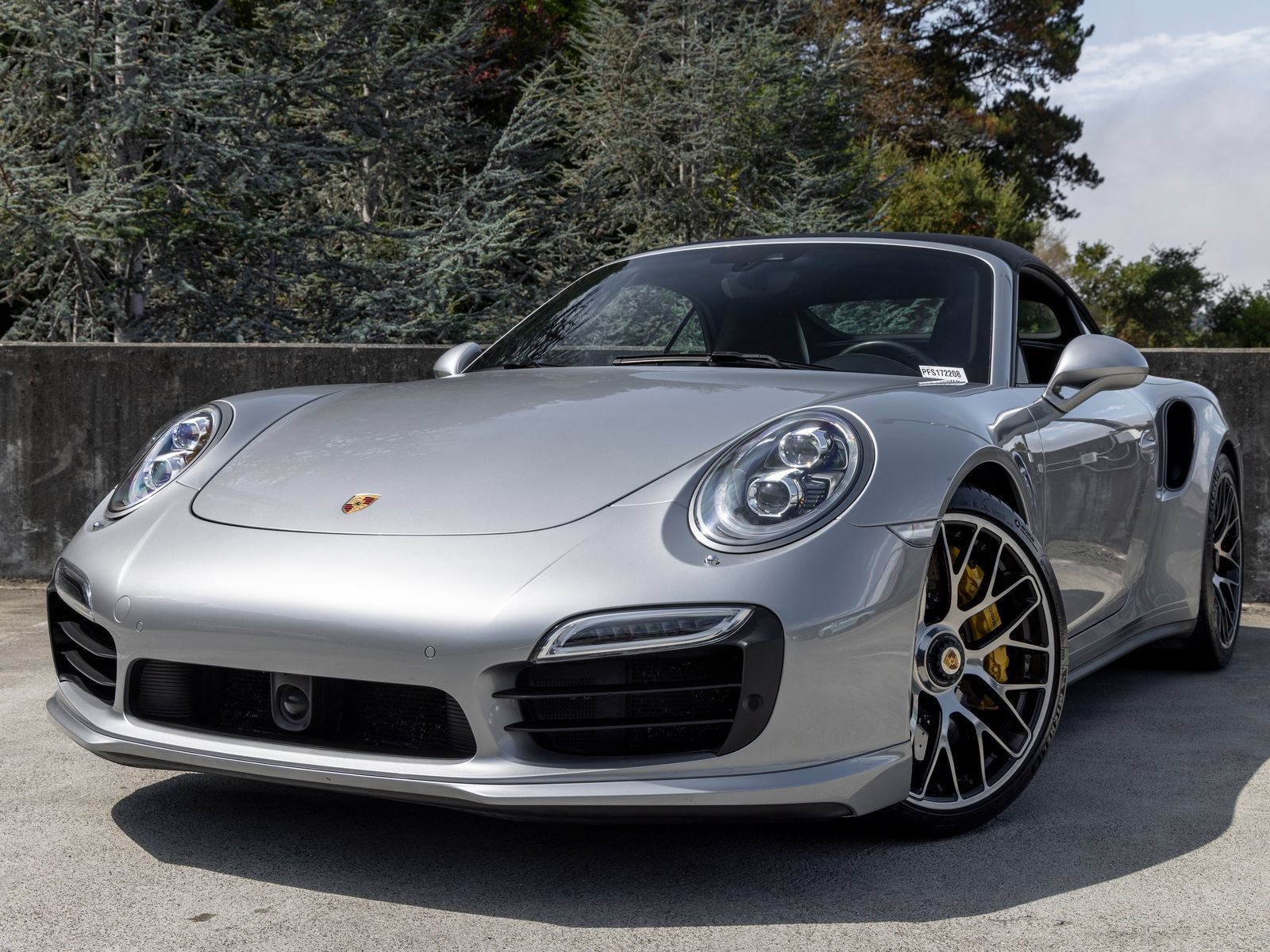 Certified 2015 Porsche 911 Turbo S AWD/4WD image 24