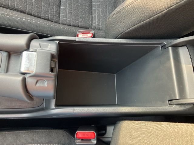 Used 2025 Honda HR-V LX image 18