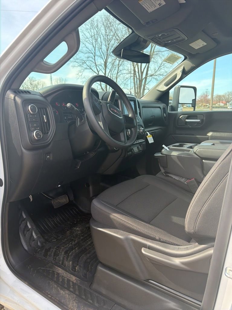 New 2026 GMC Sierra 3500 Pro image 11