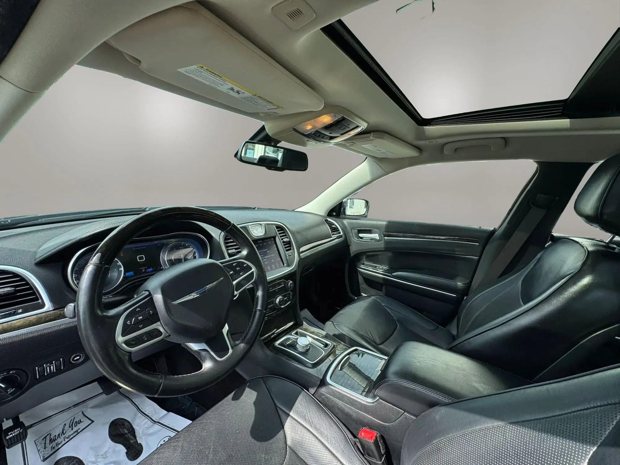 Used 2017 Chrysler 300 C RWD image 12