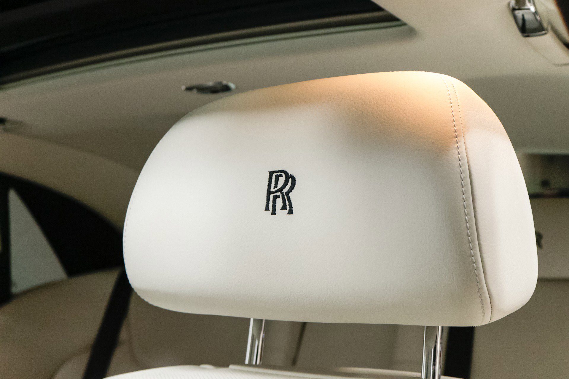 Used 2015 Rolls-Royce Ghost image 8
