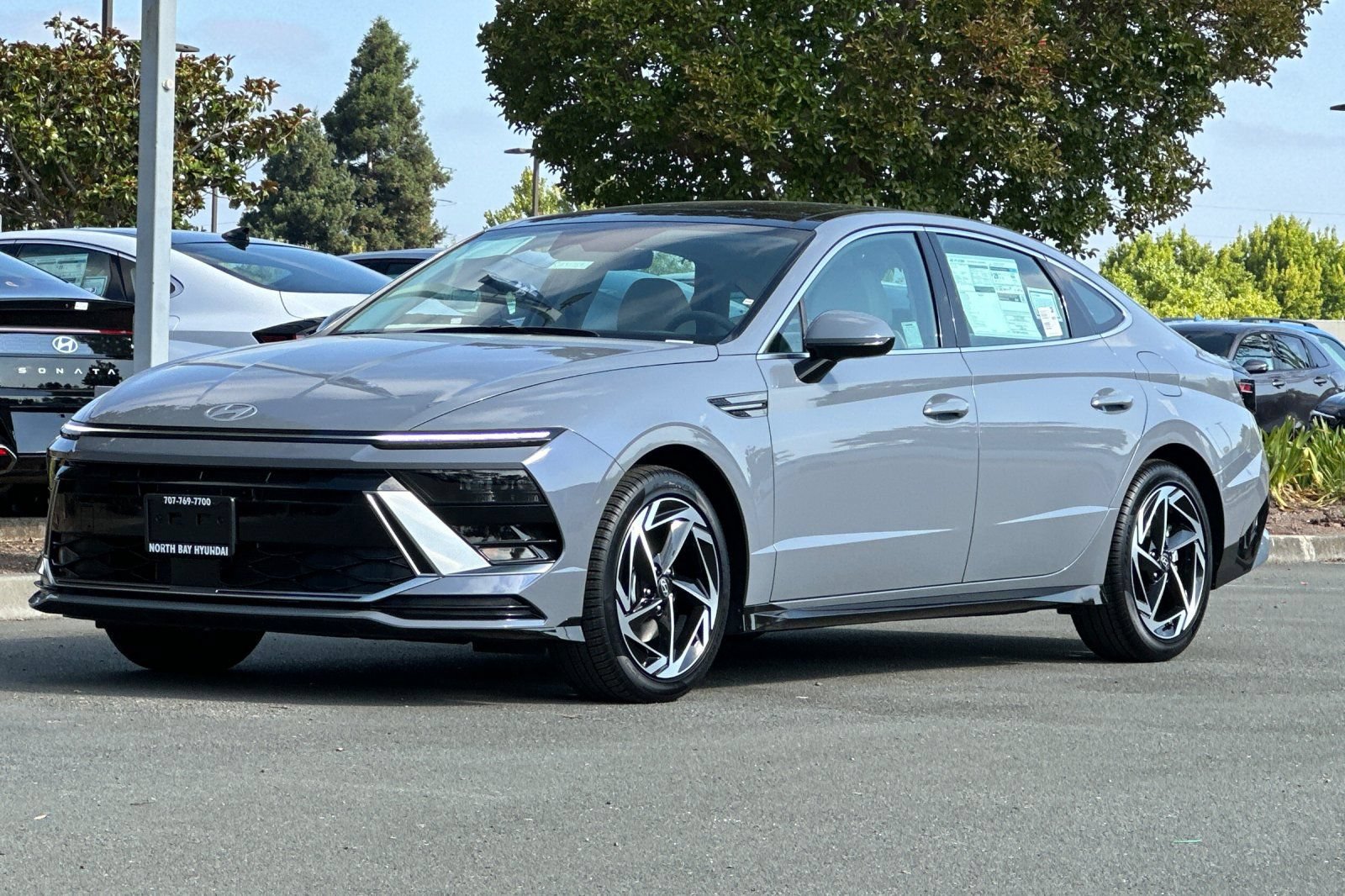 Used 2025 Hyundai Sonata SEL FWD image 8