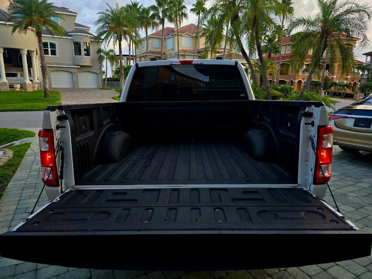 Used 2021 Ford F150 XL w/ Equipment Group 101A High image 9