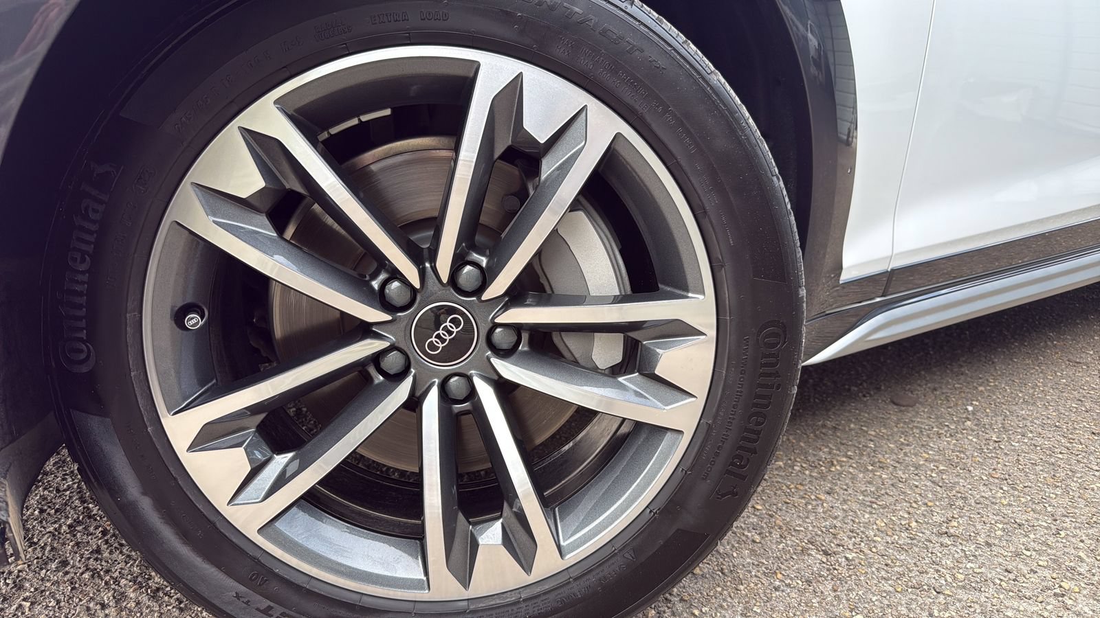 Used 2023 Audi A4 2.0T allroad Premium Plus AWD/4WD image 29
