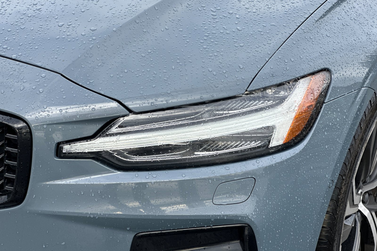 Used 2024 Volvo S60 B5 Plus image 54