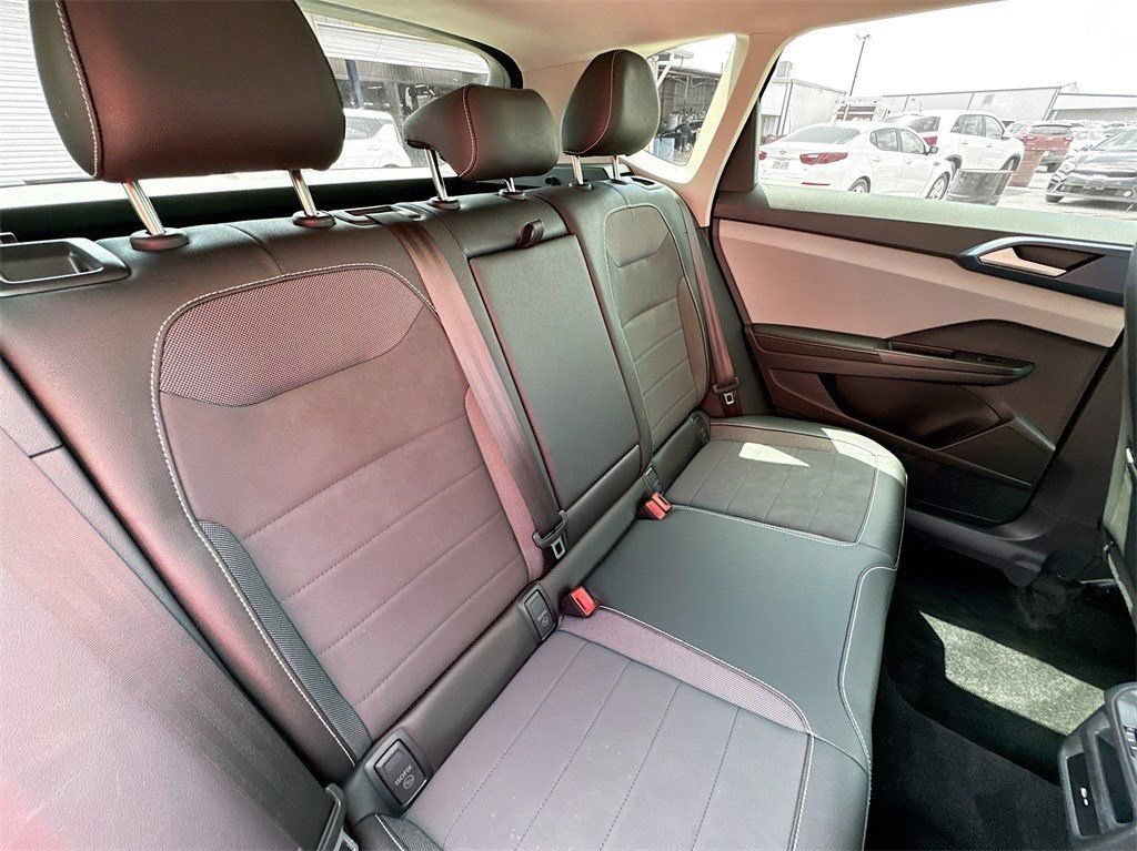 Used 2024 Volkswagen Taos SE FWD image 30