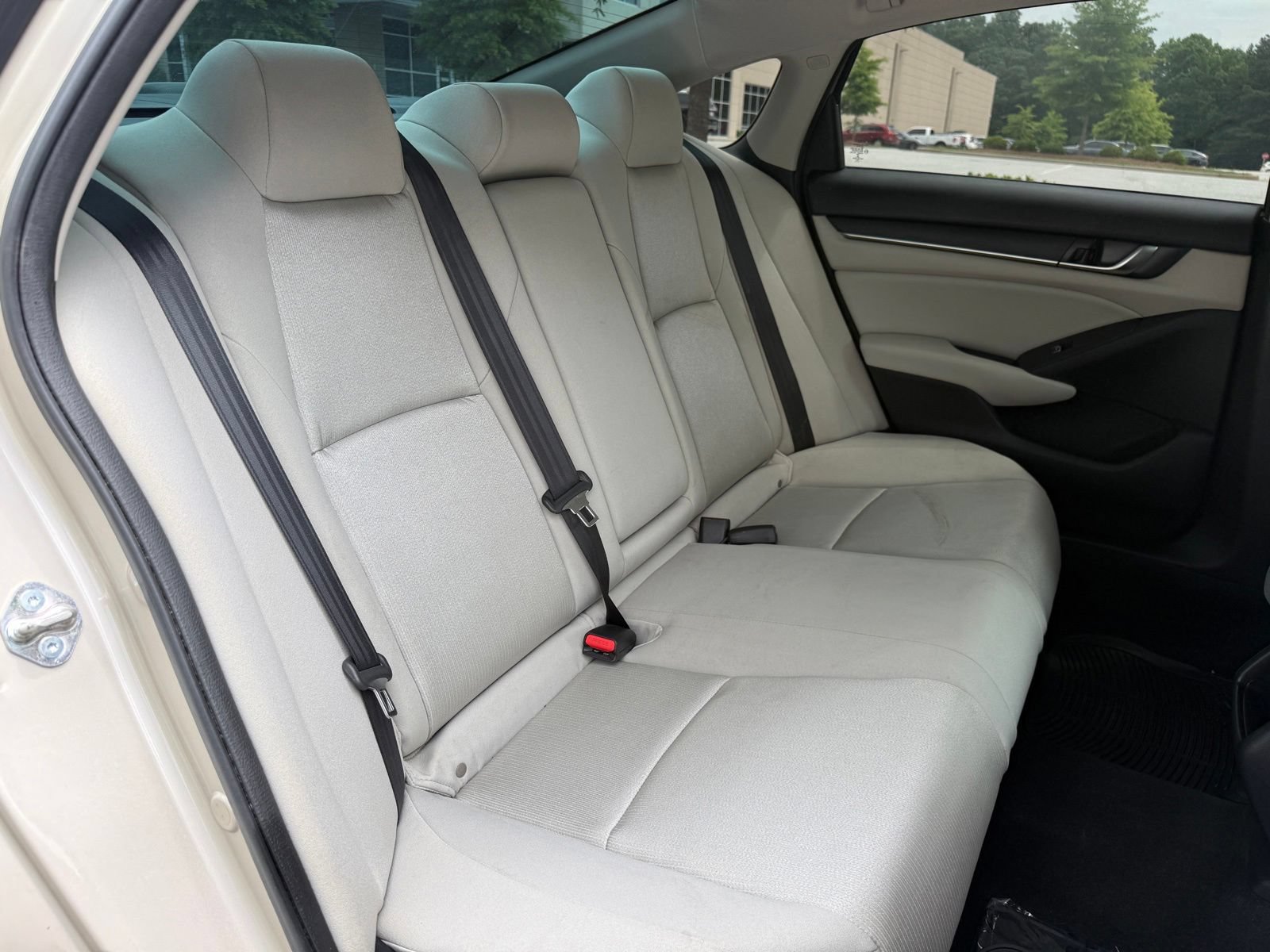 Used 2018 Honda Accord LX image 42