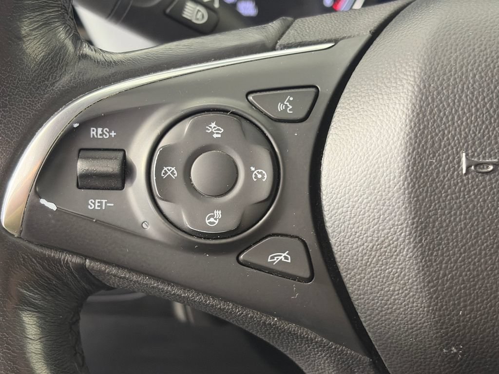 Used 2021 Buick Enclave Premium w/ Sun and Sites Package FWD image 17