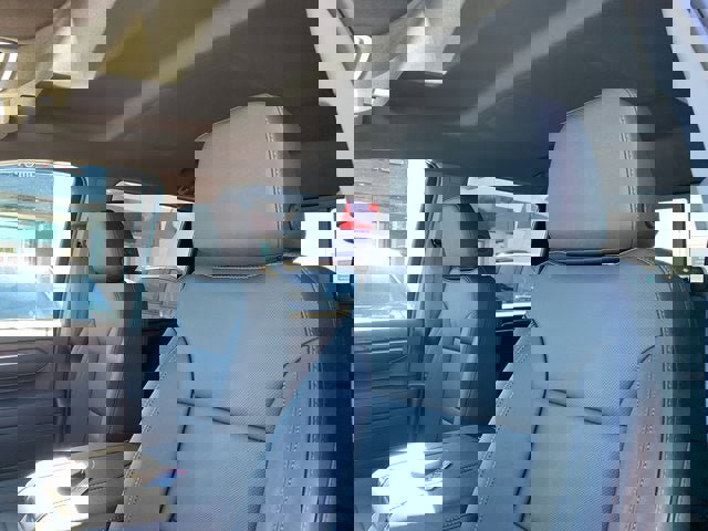 New 2026 GMC Sierra 2500 SLT w/ SLT Premium Package image 19