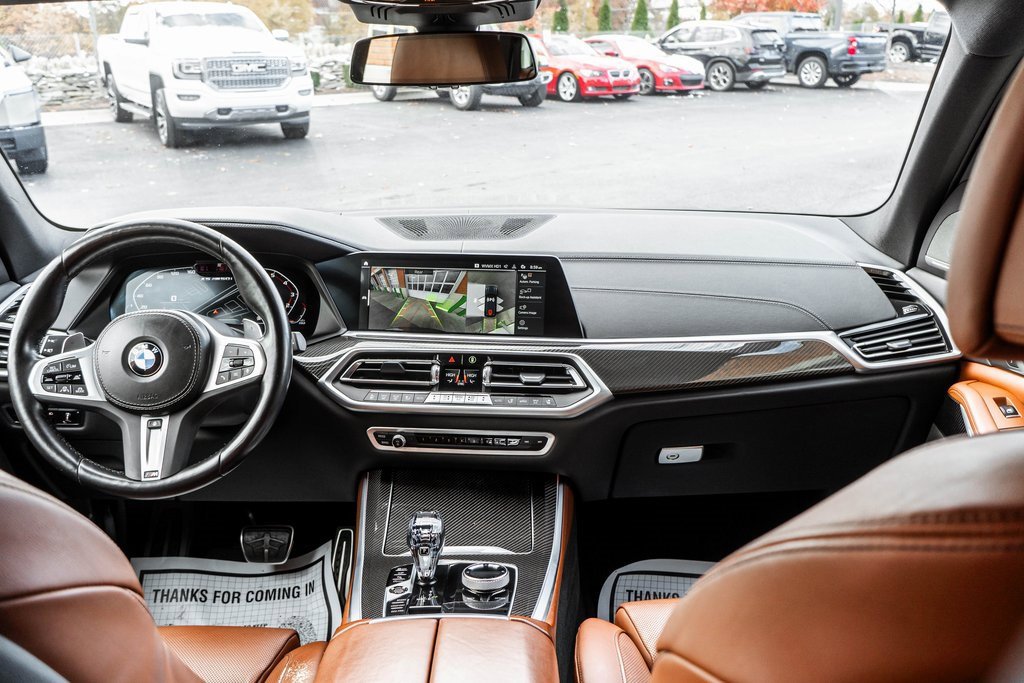 Used 2022 BMW X5 M50i w/ Executive Package image 7